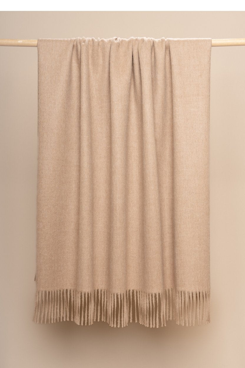 Almond Ultra-Luxe Undyed Throw