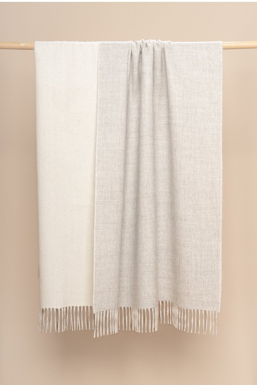 Écru & Dove Reversible Throw