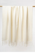 Akoya Classic Throw