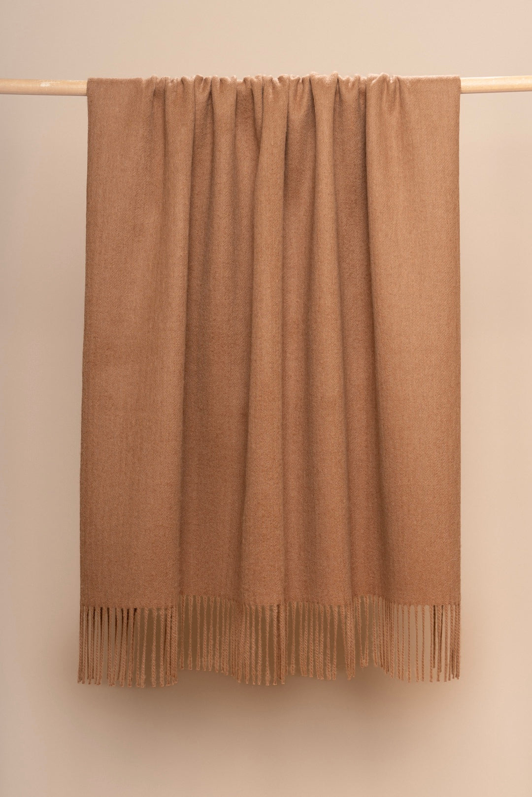 Vicuña Ultra-Luxe Undyed Throw