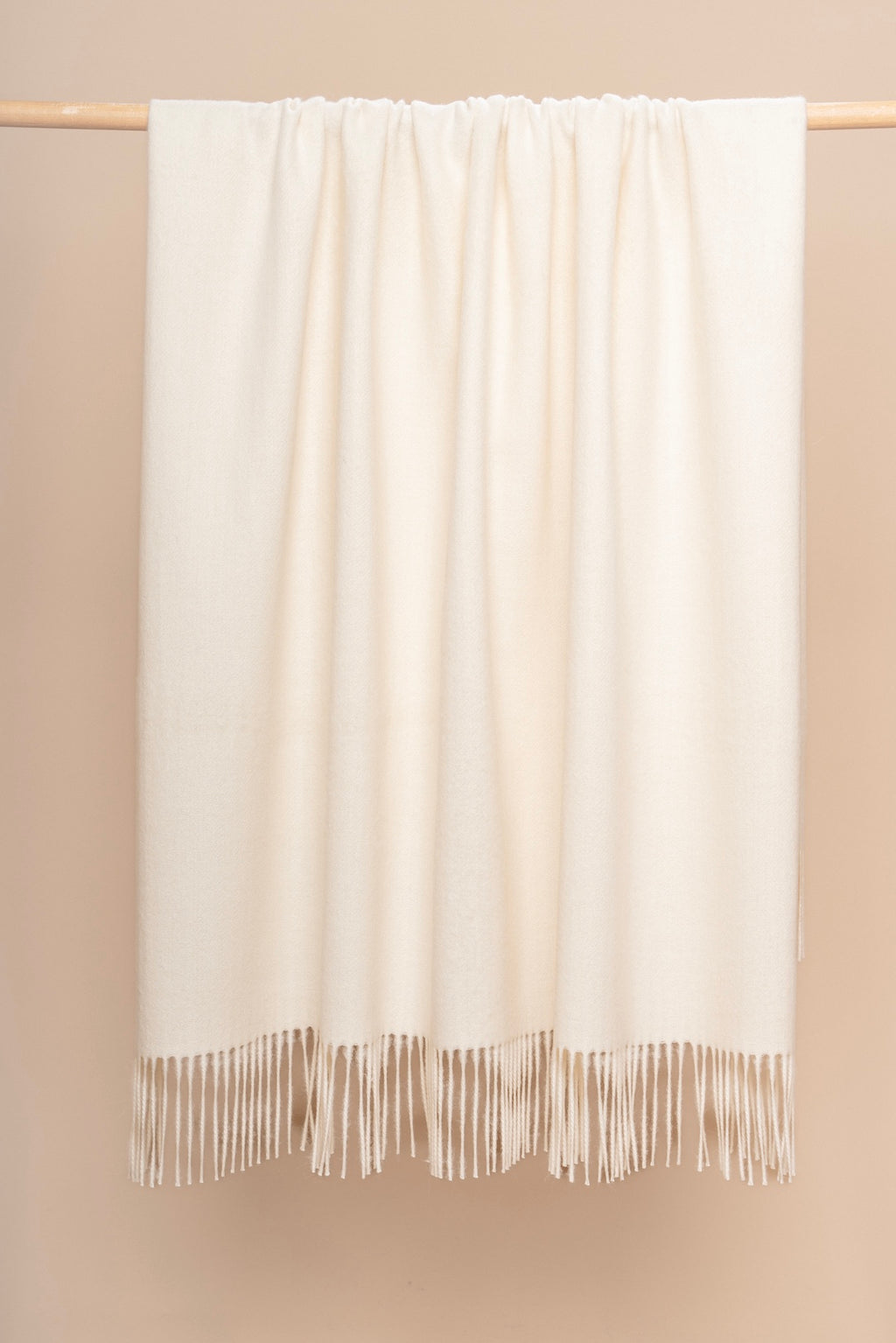 Ivory Ultra-Luxe Undyed Throw