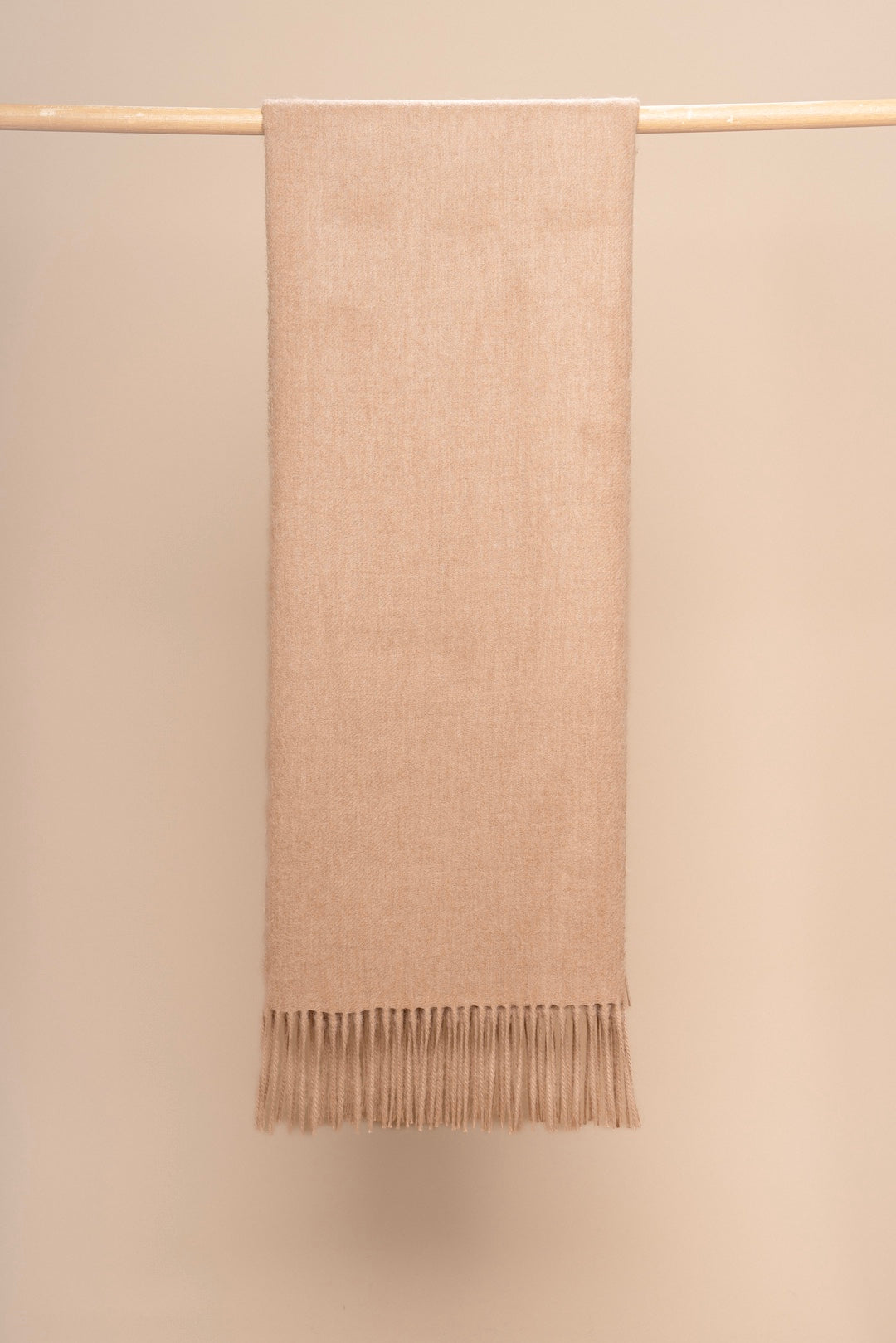 Almond Ultra-Luxe Undyed Throw